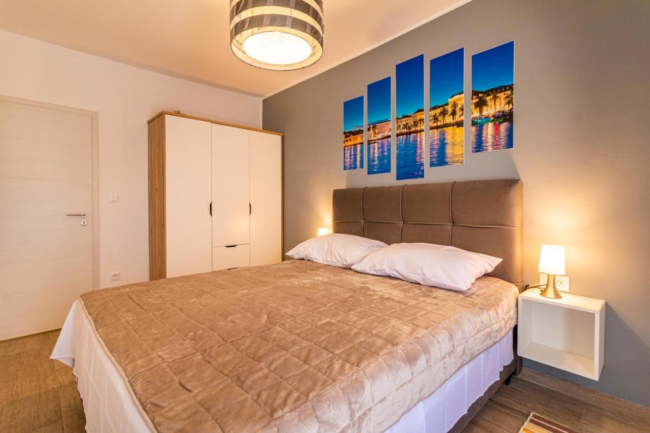 The One Apartment Split Bagian luar foto