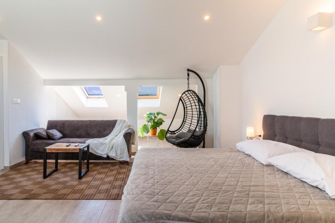 The One Apartment Split Bagian luar foto
